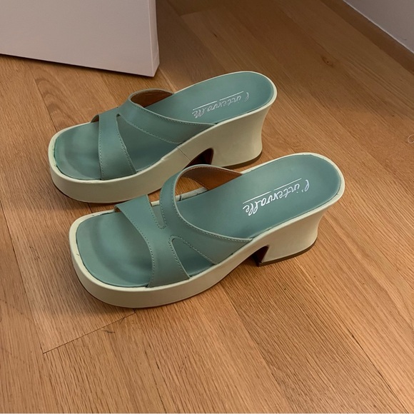 L’intervalle mint leather sandals, size 37 - Picture 7 of 9